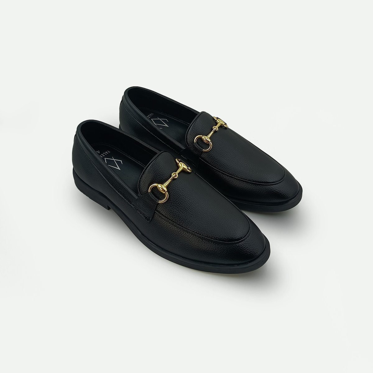 Black Horse Bit Wrinkle Free Slip On 255A - Image 4