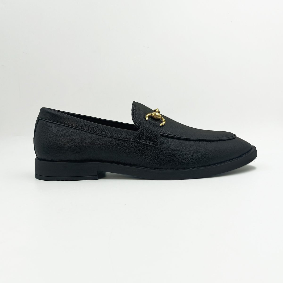 Black Horse Bit Wrinkle Free Slip On 255A - Image 6
