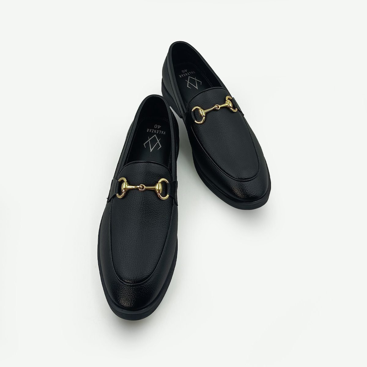 Black Horse Bit Wrinkle Free Slip On 255A - Image 2