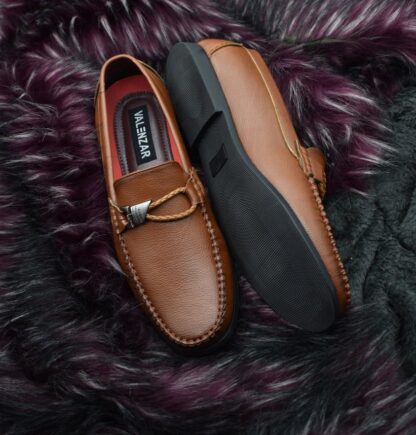Tan Wrinkle Free Hazel 192C