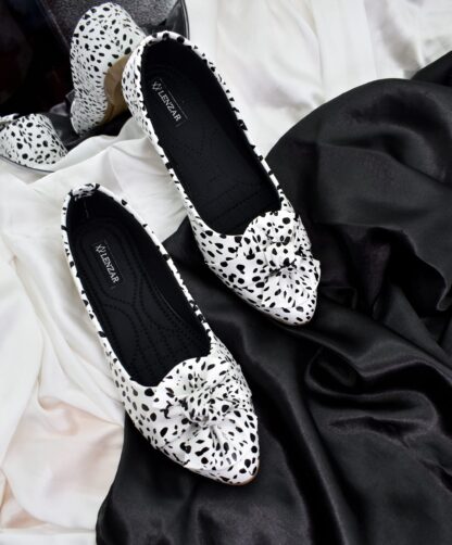 Adore - White Stripped Ballet Flats W02W