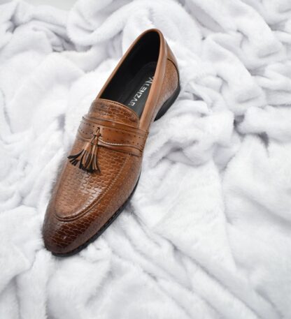 Tan Detailed Tassel 204C