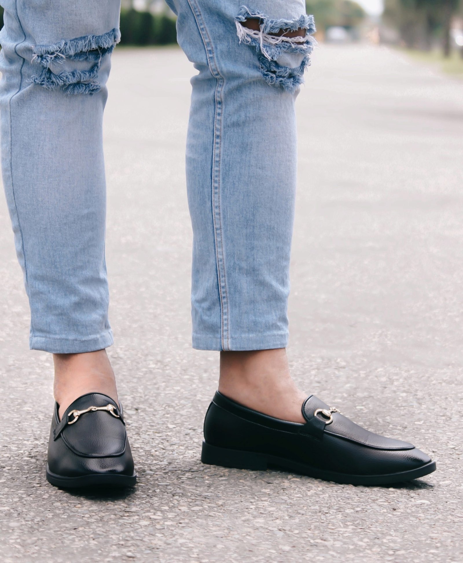 Black Horse Bit Wrinkle Free Slip On 255A