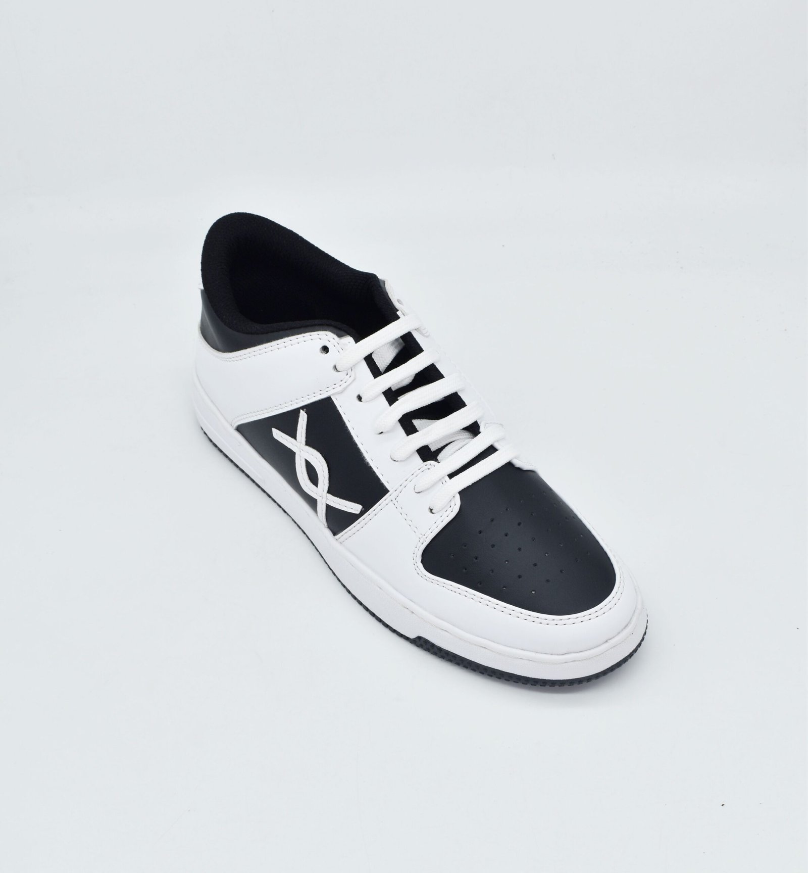 Hyper Black & White Low Edge Sneakers S02W - Image 5