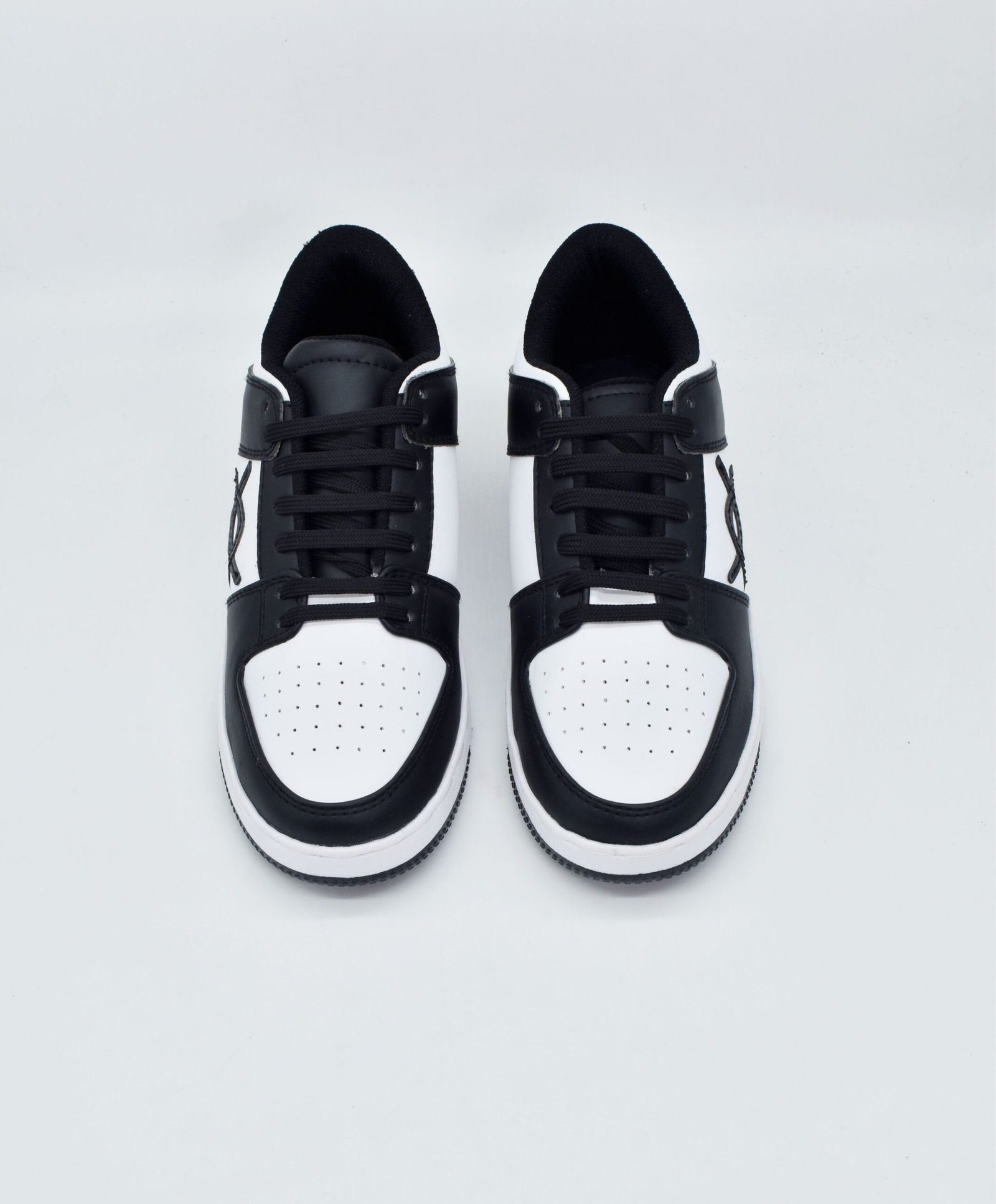 Hyper Black & White Low Edge Sneakers S01A - Image 4