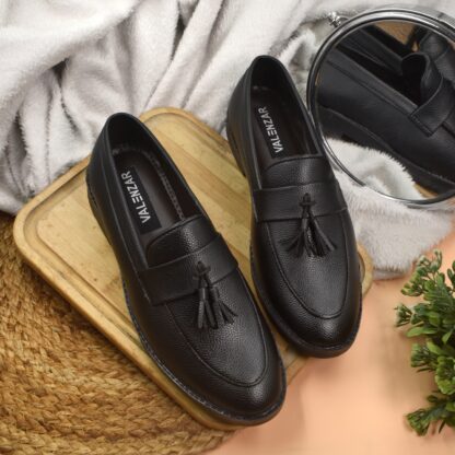 RareLux - Black Wrinkle Free Tassel Loafer V0016A - Image 2